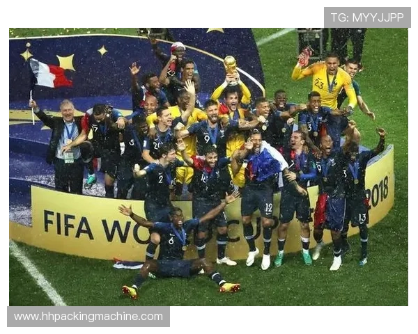 法国队在世界杯夺冠后对国内足球运动的推动与影响 法国队在世界杯夺冠后对国内足球运动的推动与影响